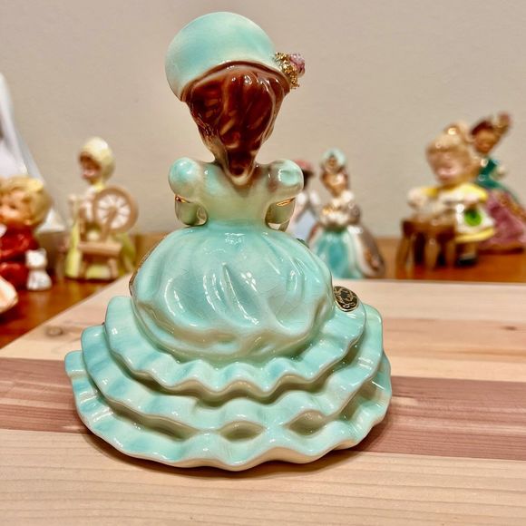 Vintage 1950s Josef Originals Yvette Figurine from Morning Noon Night Series - Picture 7 of 10